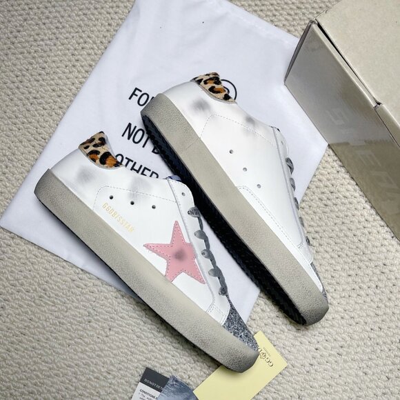 Golden Goose - Picture 1 of 8